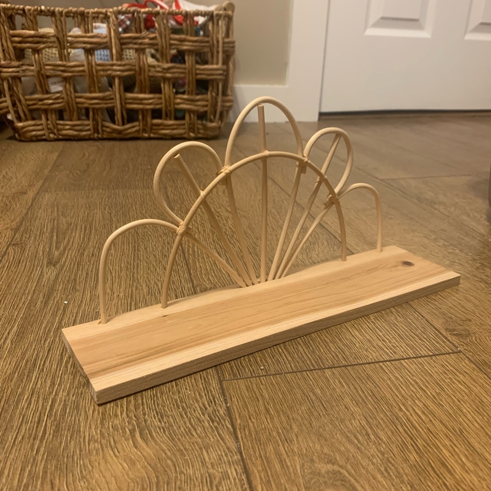 Floating boho shelf